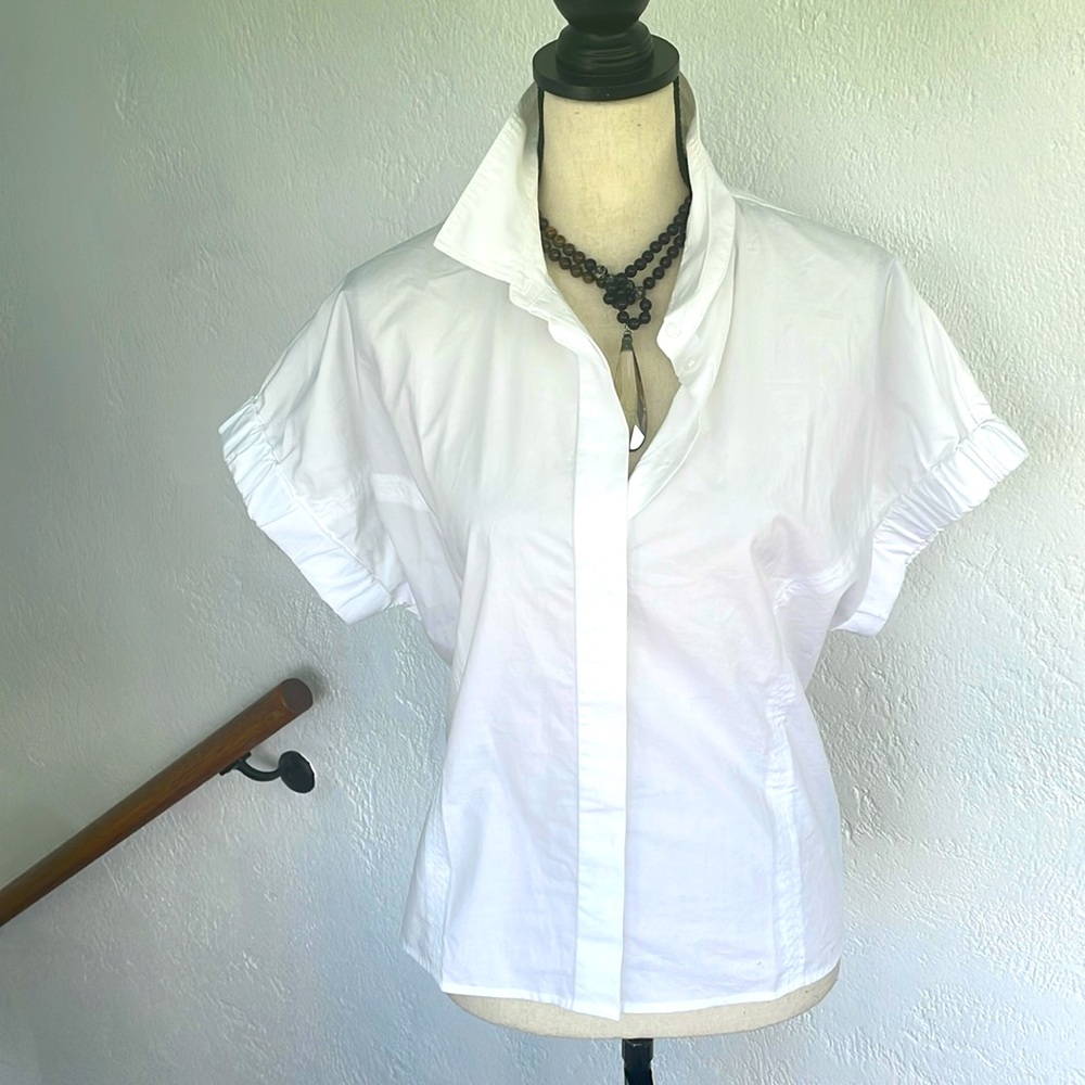 Banana Republic NWOT White Cotton Blouse Button Front Rolled Cap Sleeve Size L